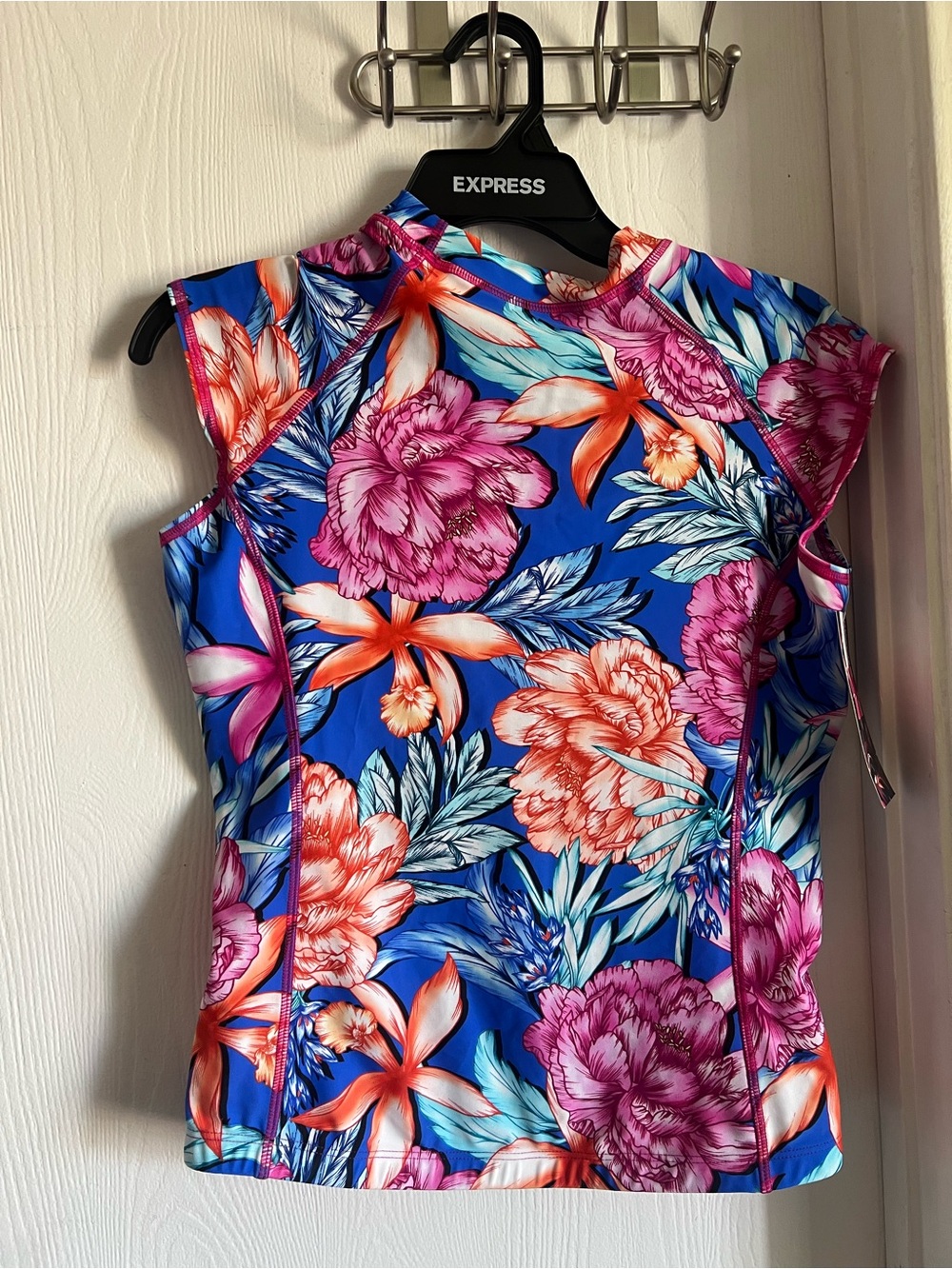 Hapari Passion Short Sleeve Rash Guard Size M Blue Tropical Floral NWT - Picture 8 of 12
